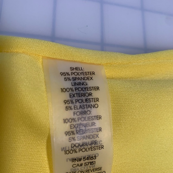 Calvin Klein Yellow Floral Sleeveless Dress Size: 6 - Picture 6 of 8